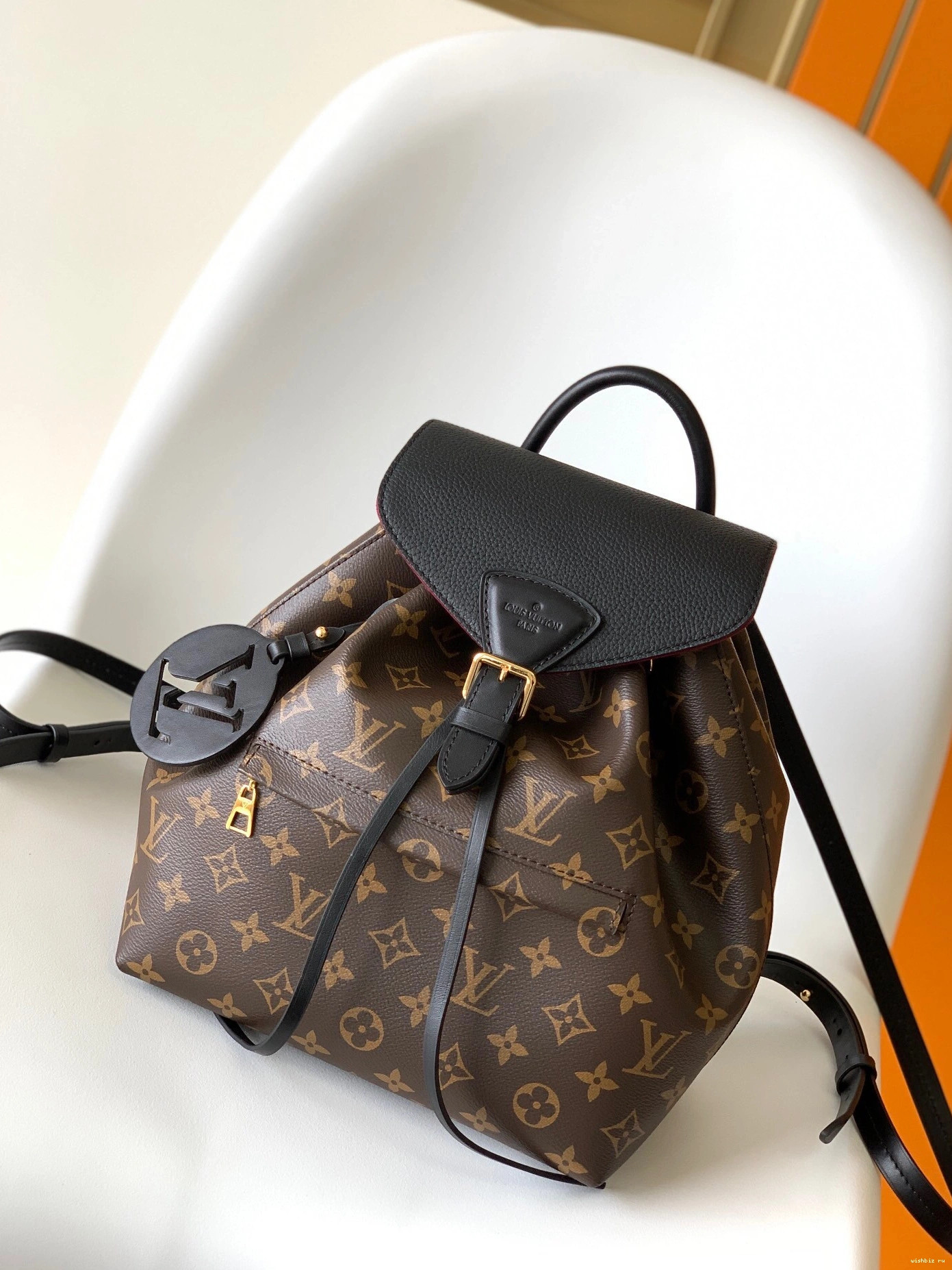 WIS LOUIS VUITTON MONTSOURIS PM 1213